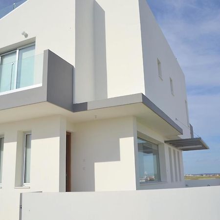 T&E Villa Larnaka Exterior foto